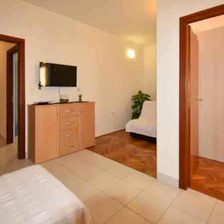 Krsevan Affittacamere Zara