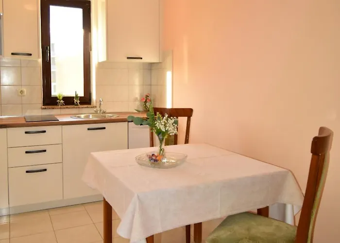 بيت ضيافة Krsevan 3*